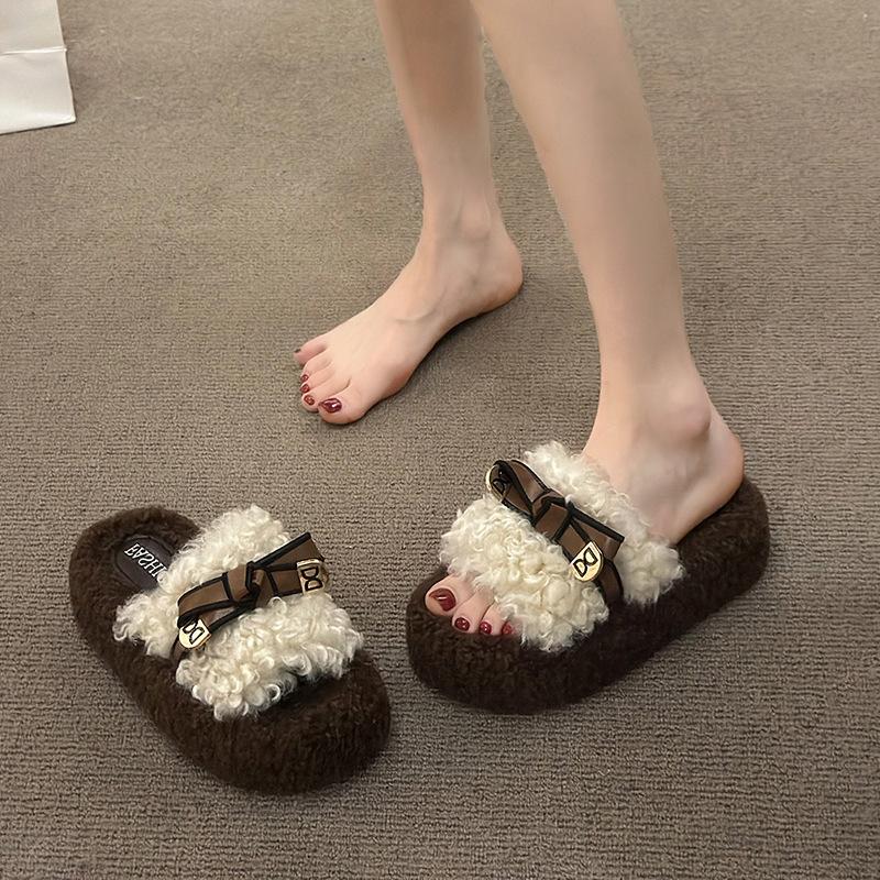 Модные короткие плюшевые хлопковые швабры 2025 осень новые универсальные повседневные пушистые тапочки женская уличная обувь маффин толстая подошва швабра на перемычке