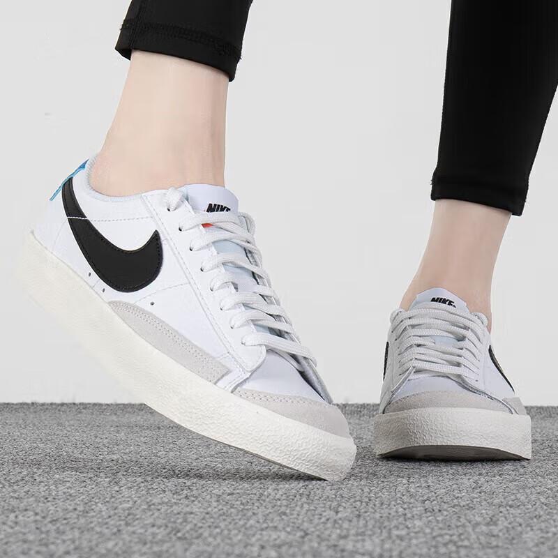 Nike Blazer Low '77 Grade School 'White Light Photo Blue' (Unisex) White / Light Photo Blue / Sail / Black Kids' Skateboarding Shoes DA4074 111