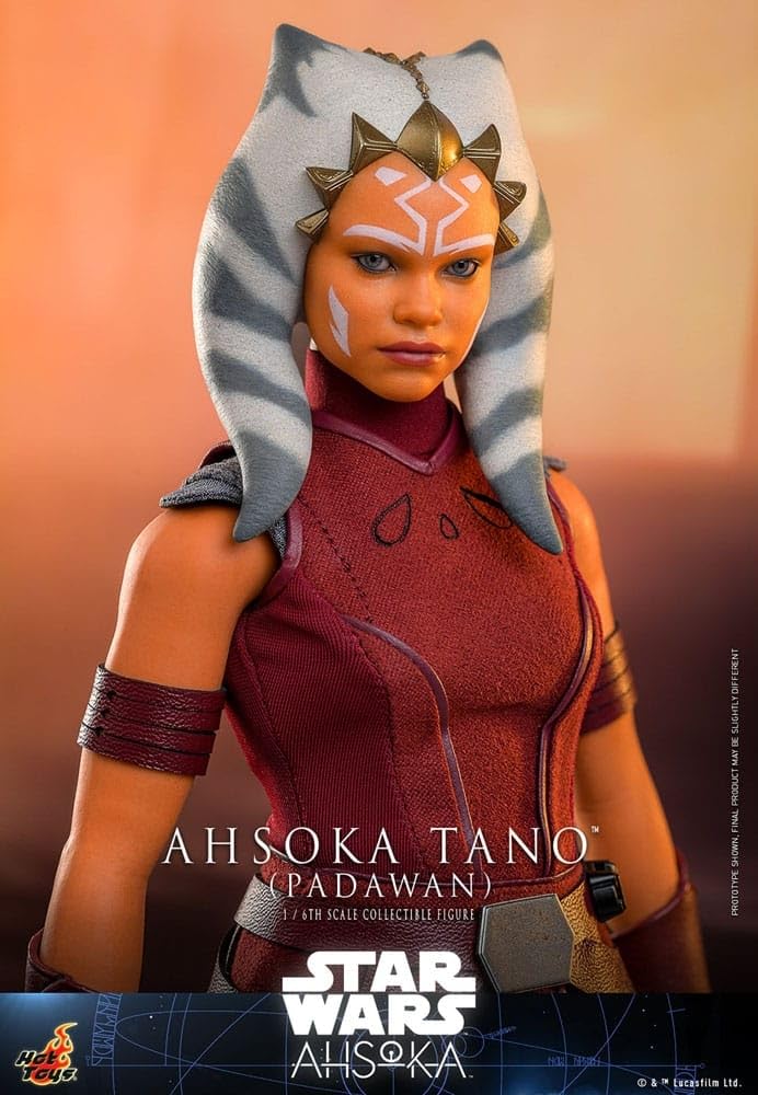 Hot Toys Star Wars: Ahsoka Tano (Padawan) 1/6 Scale Collectible Figure