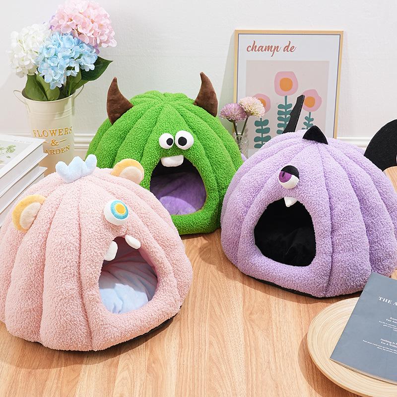 Cartoon Little Monster Closed Pet Nest, Autumn and Winter Velvet Warm Cat Nest, Small Dog Cave Nest