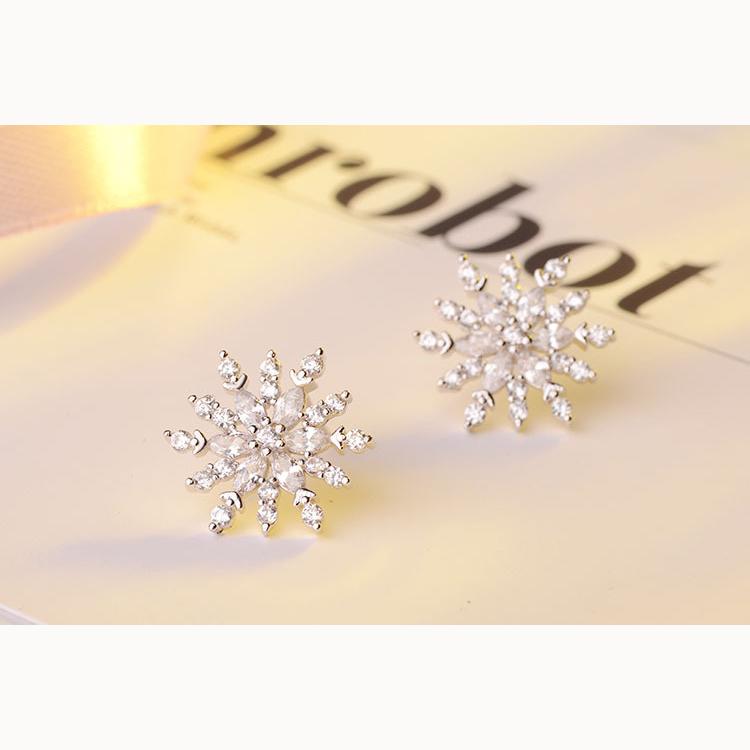 Роскошные снежинки, 1 пара блестящих сережек-гвоздиков из циркония для женщин, винтажные свадебные украшения, стильный и элегантный модный подарок для девушки