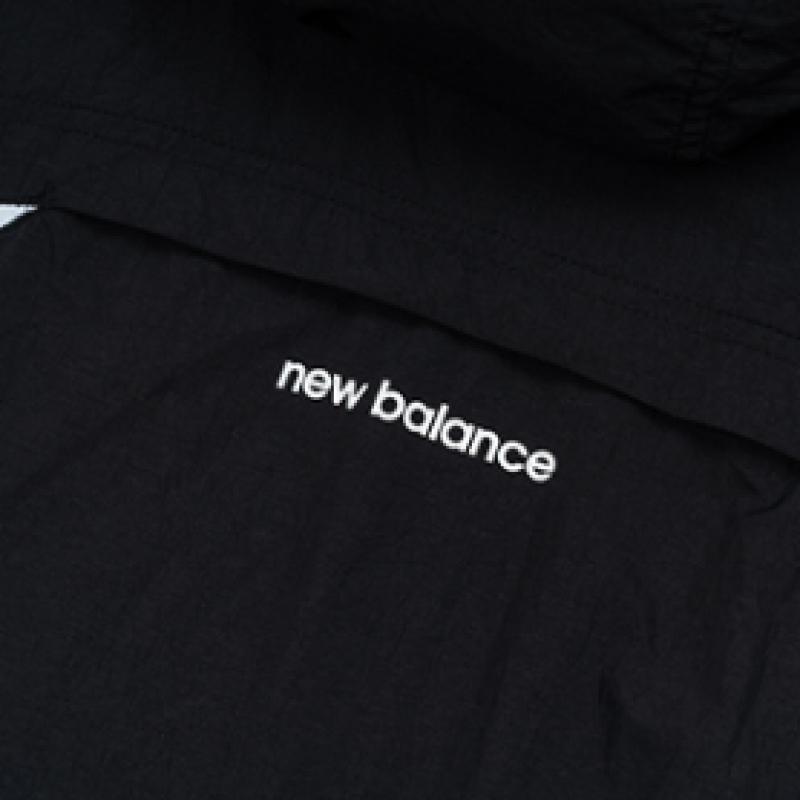 New Balance Легкая ветровка с капюшоном Uni Flying Nbnaf21433 19