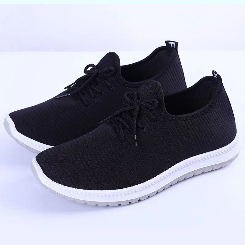 2025 Walking Shoes Breathable Old Beijing Cloth Shoes Middle-aged and Elderly One-pedal Sports and Leisure Versatile Elderly Men's Shoes