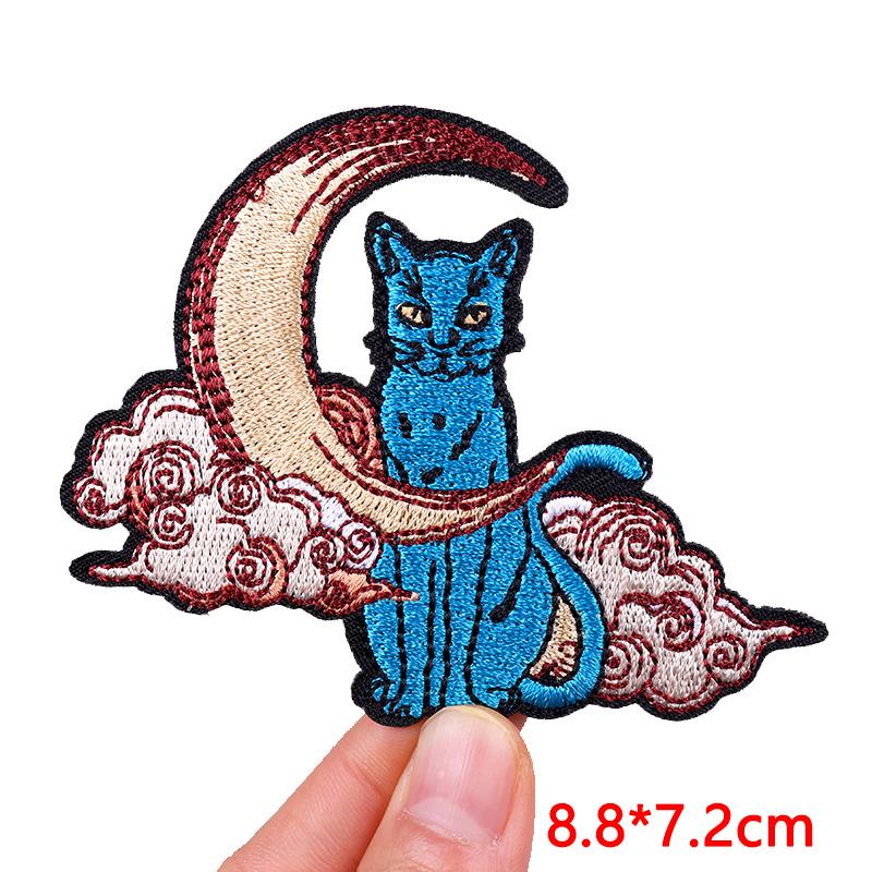 Horror Animal Butterfly Embroidered Patches Bear Cat Shark Patch Iron On Patches For Clothing Thermoadhesive Patches For Clothes
