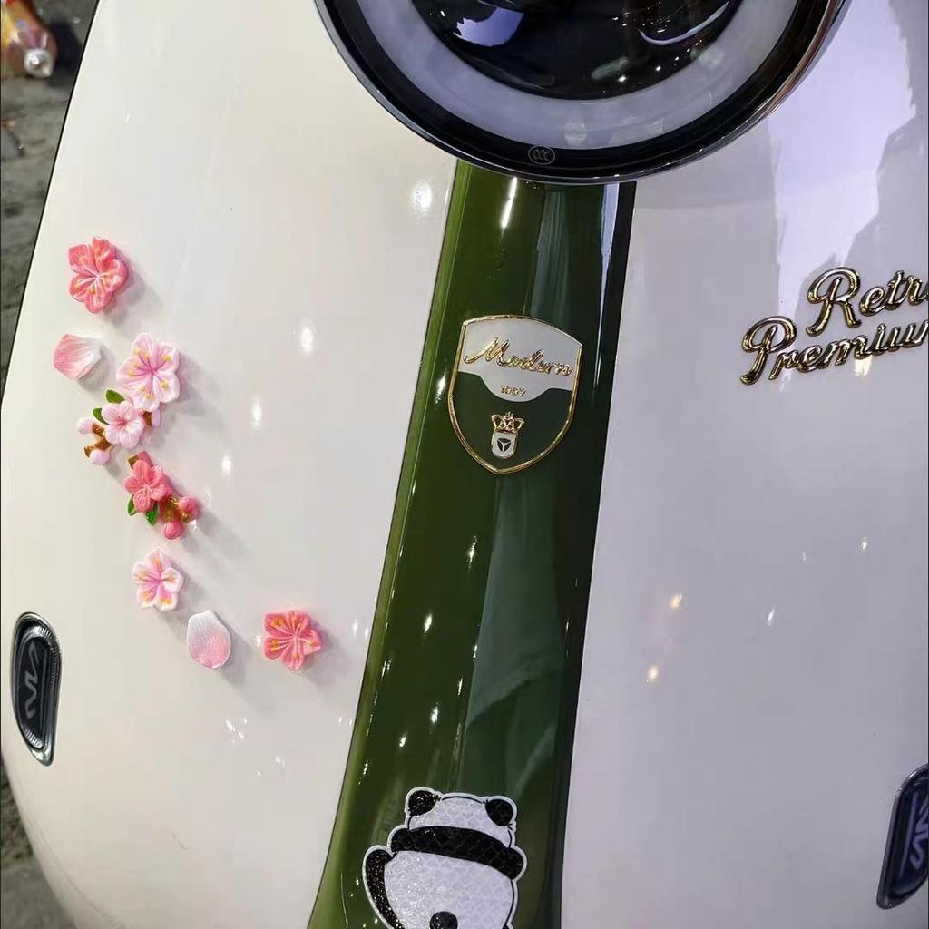 3D Peach Blossom Car Tail Sticker - Electric & Tricycle Decoration