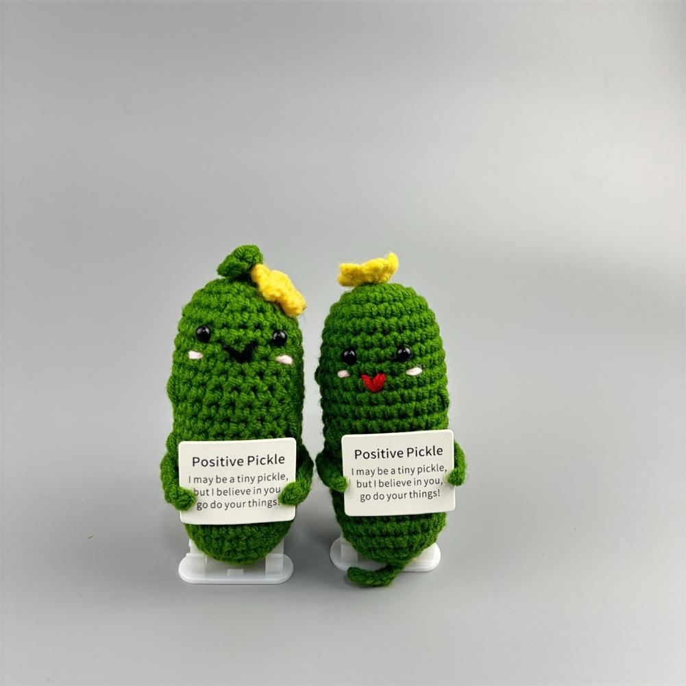 Ручная работа Эмоциональная поддержка Соленый огурец Крючком Смайлик Кислый огурец Вязаный Соленый огурец с Позитивной цитатой Подбадривающий подарок Крючком Декор