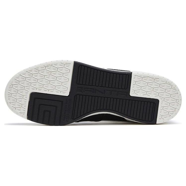 Anta Нескользящие амортизирующие прочные низкие кроссовки для скейтбординга мужские кроссовки цвета слоновой кости и белого цвета, черные 912318062-3