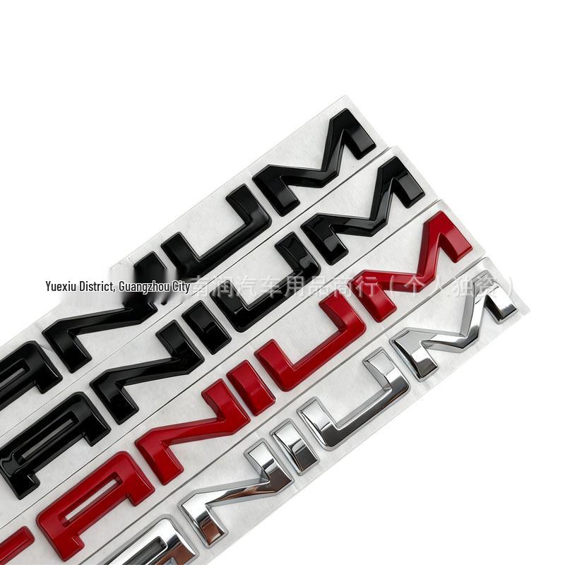 ТИТАН: Премиальная металлическая наклейка на багажник для моделей Ford Mondeo и Escape.