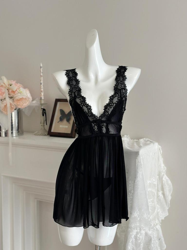 Элегантная ночная сорочка из кружева и сетки с глубоким V-образным вырезом на спине - Прозрачное кружевное белье-комбинация для женщин