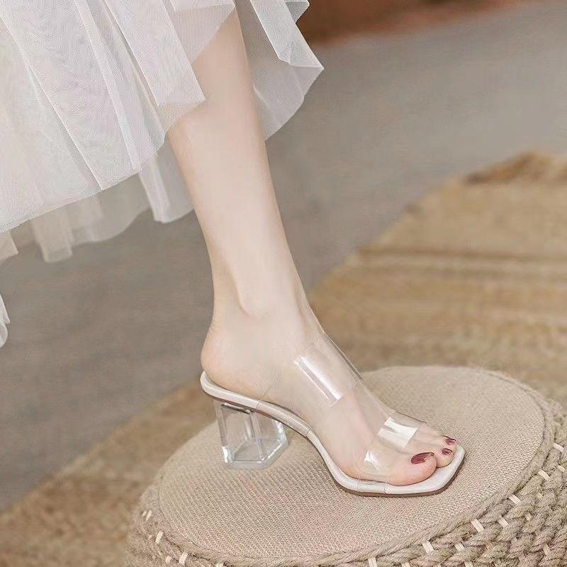 2025 Summer New Transparent Sandals Women's Medium Heel Thick Heel Crystal High Heels Fairy Style Word with Cool Slippers