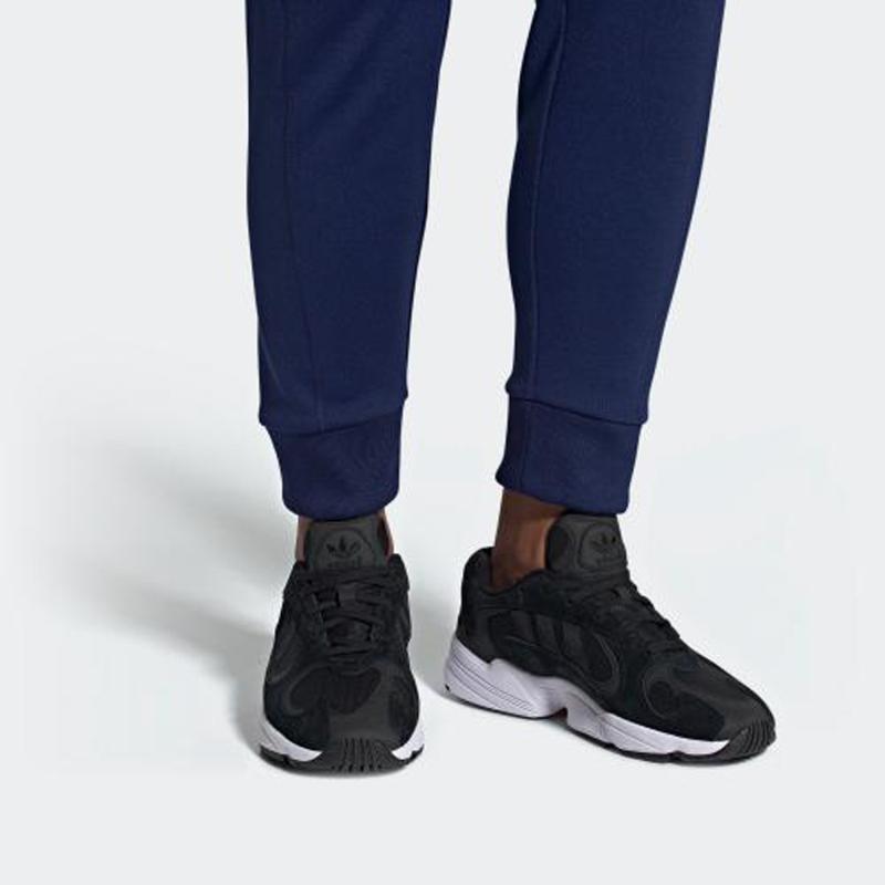 Adidas Кроссовки Yung 1 'Core Black' CG7121