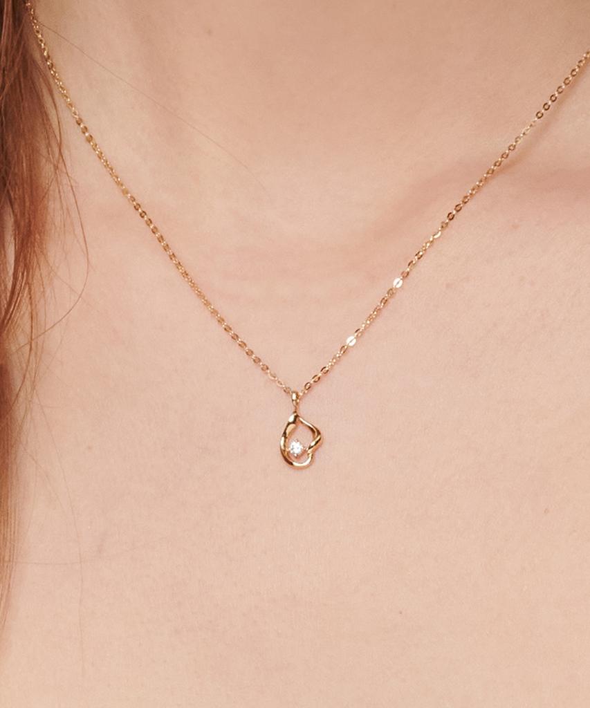 Loveenb [14K Gold] Wavy Teardrop Necklace