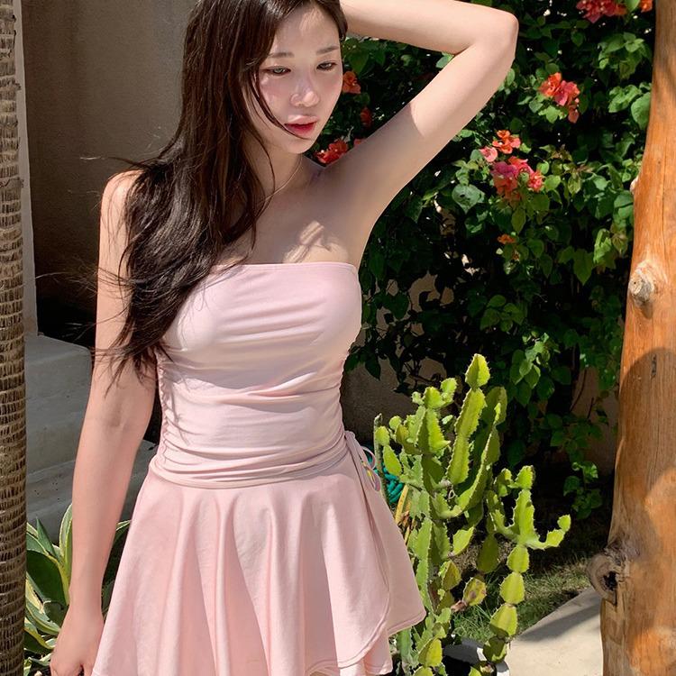 Вдохновленный корейским стилем однотонный комплект бикини и накидка: Шикарный, Стройнящий и Стильный Купальник для Женщин