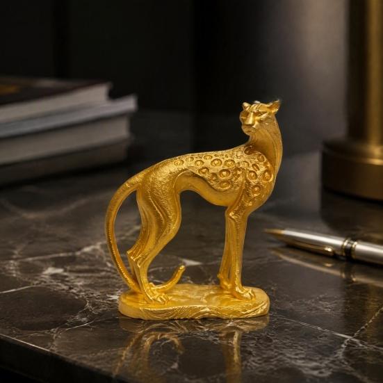 Stable Base Animal Figure 3D Printed Cheetah Ornament, Modern Standing Leopard Sculpture, Decorative Simple Style Sculpture Figurine with for
