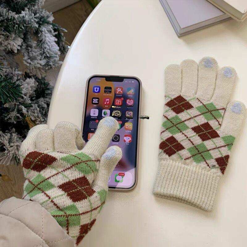 Теплые перчатки для женщин на зиму, шерстяные вязаные, цветные блоки, ромбовидный узор, ветрозащитные, с плюшевой подкладкой, пятипалые, студенческие, для верховой езды, с сенсорным экраном