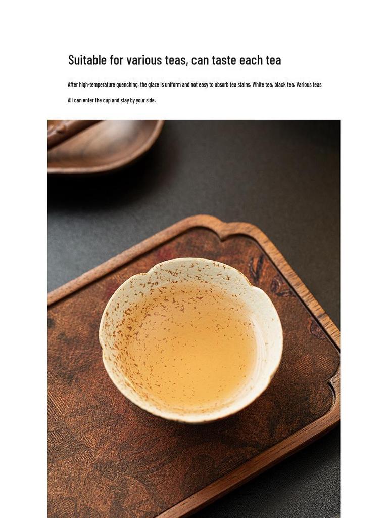 Расписанная вручную золоченая керамическая пиала с кои и лотосом