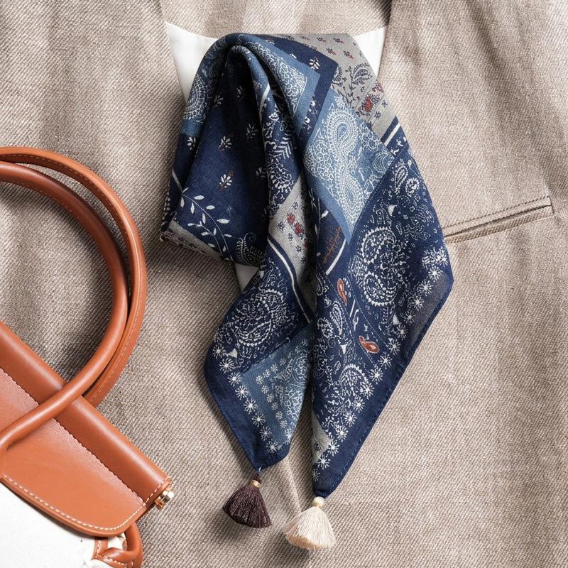 Silk Wool Double-Sided Heterochrome Ethnic Style Retro 70 Velvet Small Square Scarf Silk Scarf Women'S Warm Shawl Light Luxury Scarf Scarf