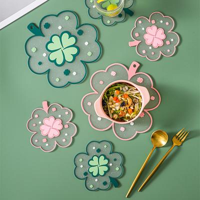 Подставка под стакан с четырьмя листами клевера, изоляционный коврик, нескользящий коврик, бытовой коврик для чашки чая, коврики для обеденного стола с защитой от ожогов, подставки под стаканы