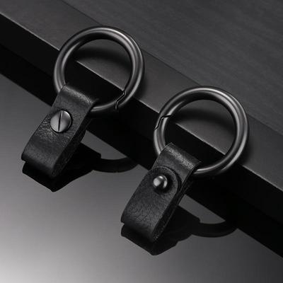 Мужской брелок для автомобиля из металла и кожи с круглой пряжкой