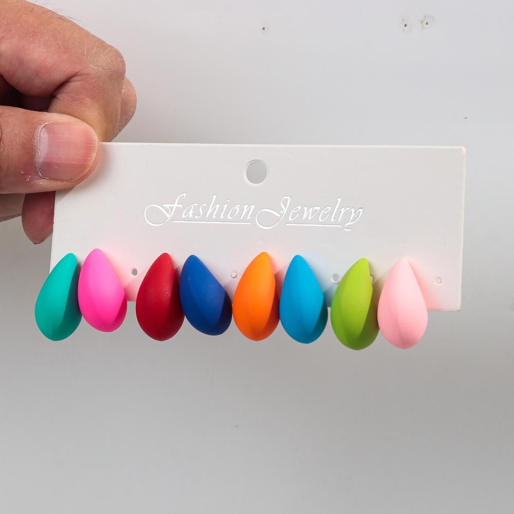 4Pairs Korean Small Waterdrop Dupes Earrings for Women Fashion Matte Colorful Acrylic Chunky Tear Drop Earring Hoops Jewelry Set