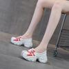 Папины кроссовки осенние на платформе повседневные одинарные туфли женские с мелким вырезом универсальные увеличивающие рост белые туфли