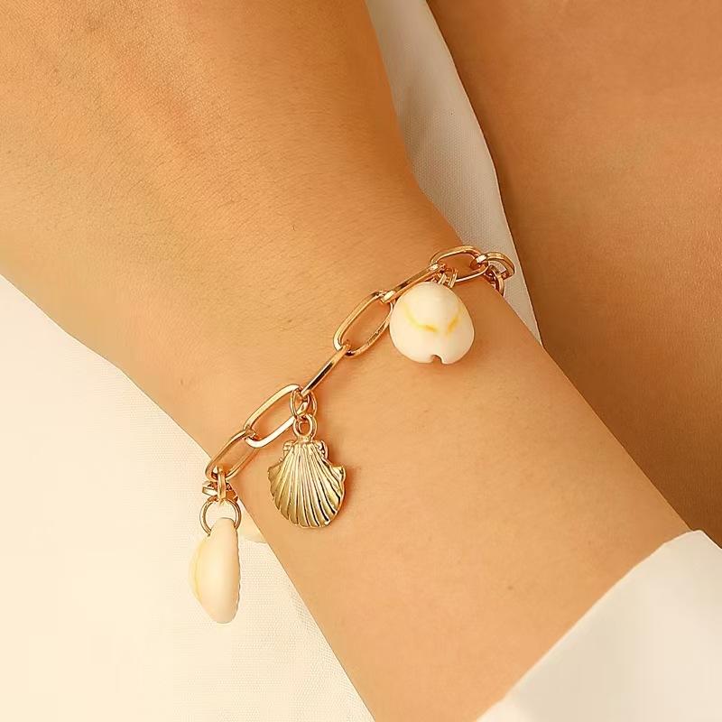High Quality 2026 Bohemian Heavy Industries Chain Necklace Bracelet Set Ocean Wind Starfish Shell Pendant Accessories