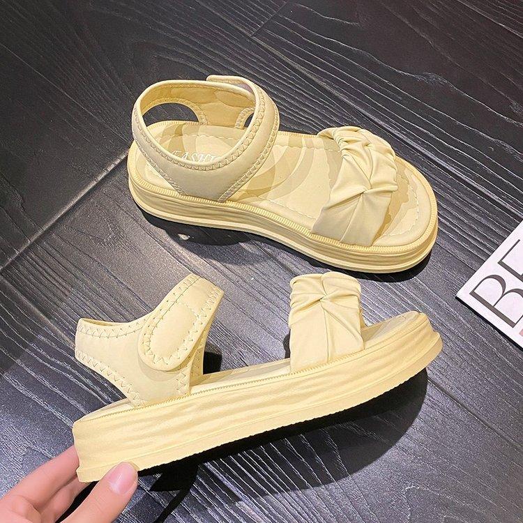 Fairy Style Thick Soled Sandals for Women Wearing Summer New Thick Heels with Fashionable Beach Shoes