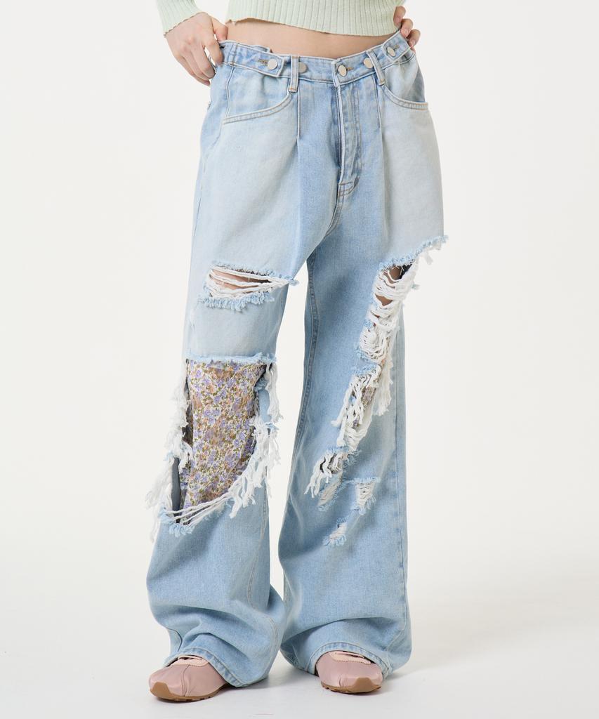 UNKNOWN PLANET Custom One-Pleat Flower Lace Distressed Denim Pants Light Blue