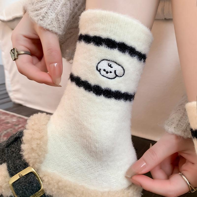 Cute Plush Socks Women'S Autumn And Winter Thickened Plush Warm Pile Stockings Home Sleep Coral Fleece Floor Socks