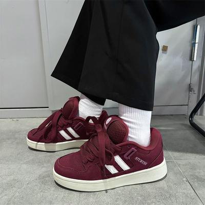 Скейтбордная женская обувь ins tide 2025 летняя новая обувь для хлеба Guochao нишевая пара дизайн универсальная повседневная обувь для скейтбординга