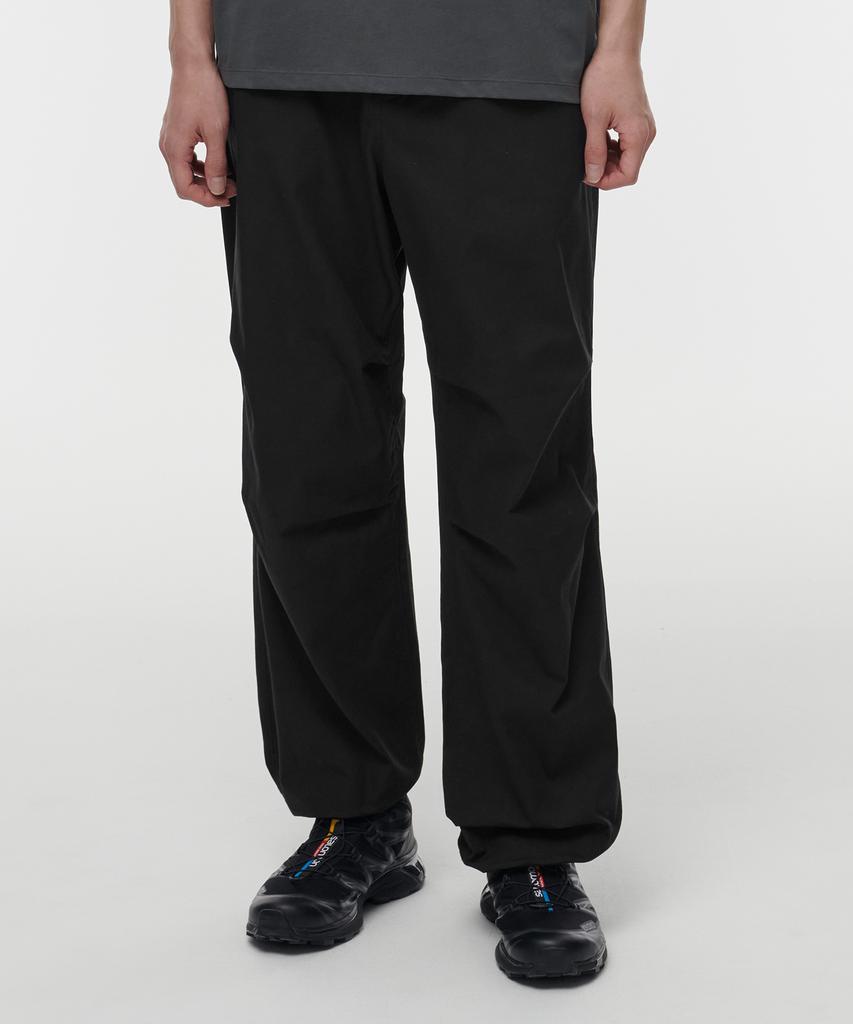 MUSINSA STANDARD Cotton Parachute Pants [Black]