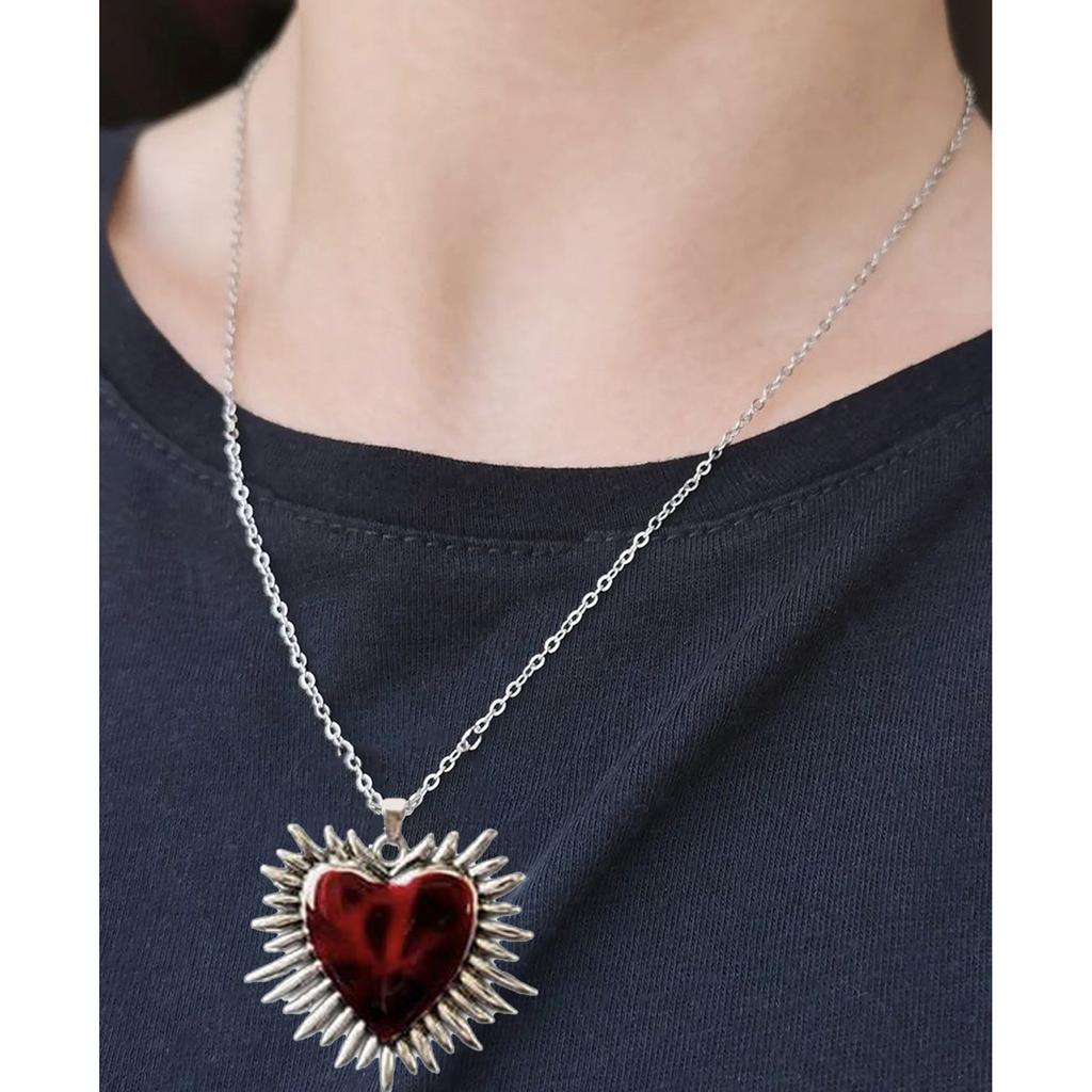 Stylish Heart Pendant Necklace for Women with Scented Oil Unique Aesthetic Choker Fashionable Heart Pendant Neckchain