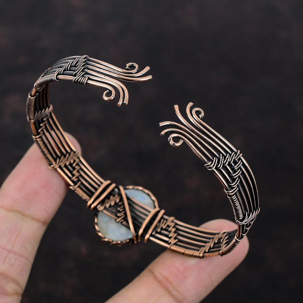 Браслет-манжета из радужного лунного камня, обмотанный медной проволокой, регулируемый браслет, браслет-манжета из медной проволоки ручной работы, ювелирное изделие с лунным камнем