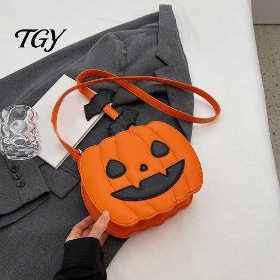 Halloween Trick or Treat Bag Cute Pumpkin Crossbody Bag, Waterproof Purse Lightweight with Adjustable Strap for Women Kids Pouch