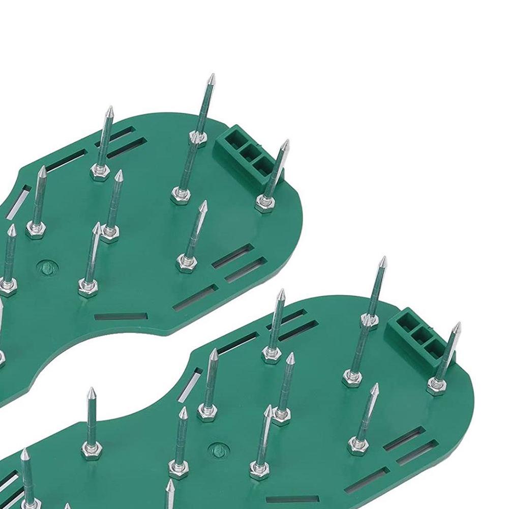 Сандалии-аэраторы для газона Регулируемый ремешок Противоскользящая основа Легко надевать/снимать Конструкция для эффективного аэрирования почвы газона Уход за садом