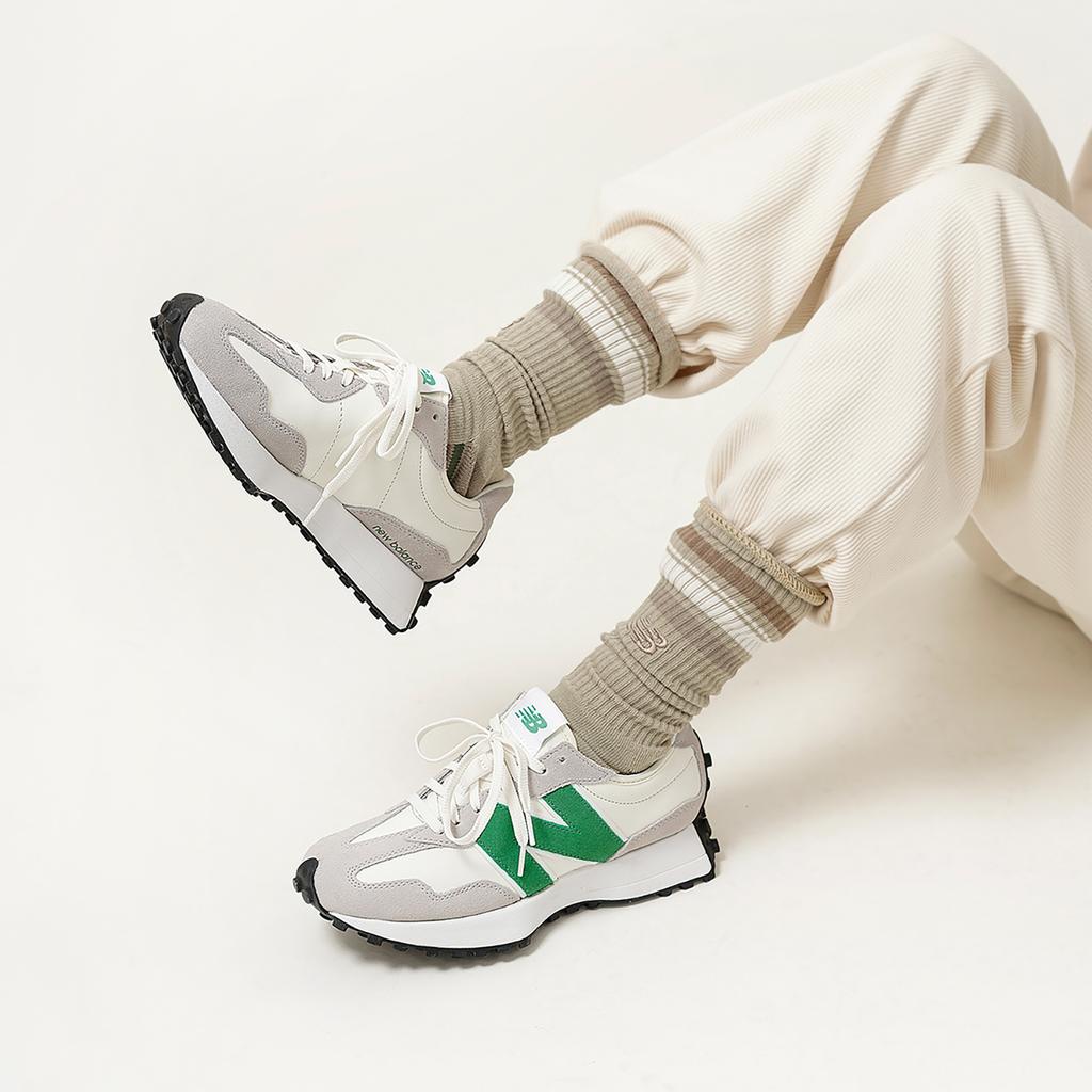 New Balance 327 Rain Cloud Varsity Green Women Sneakers White WS327LG
