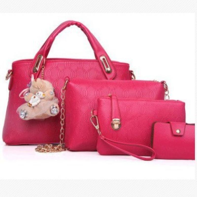 Классическая новинка 2023, женская сумка, новая модная женская сумка с подвеской в виде маленького медвежонка, модная сумка для мамы с тиснением, набор из 4 предметов