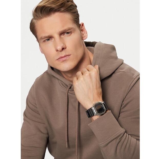 Часы G-Shock GM-5600RW-1ER