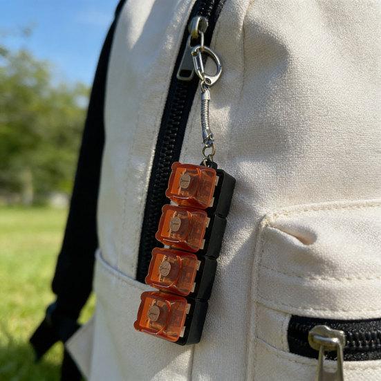 Брелок-антистресс Capybara Fidget Keyboard Stress Relief Keyboard Finger Clicker Keychain Decompression Button Sensory Toys Backpack Hanging Decor
