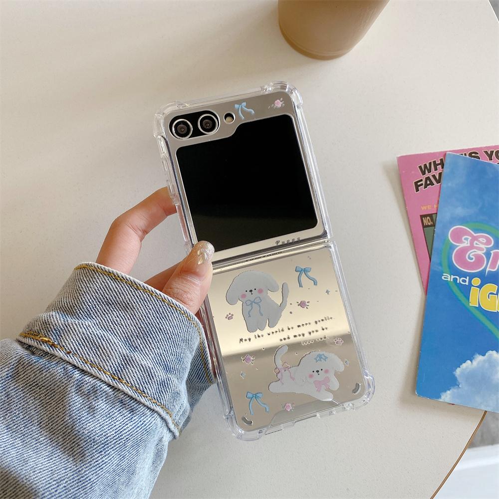 Cute Cartoon Butterfly Bracelet Case for Samsung Galaxy Z Flip 5 4 3 6 Flip5 Flip4 Cat Dog Mirror Make Up Wrist Chain Cover