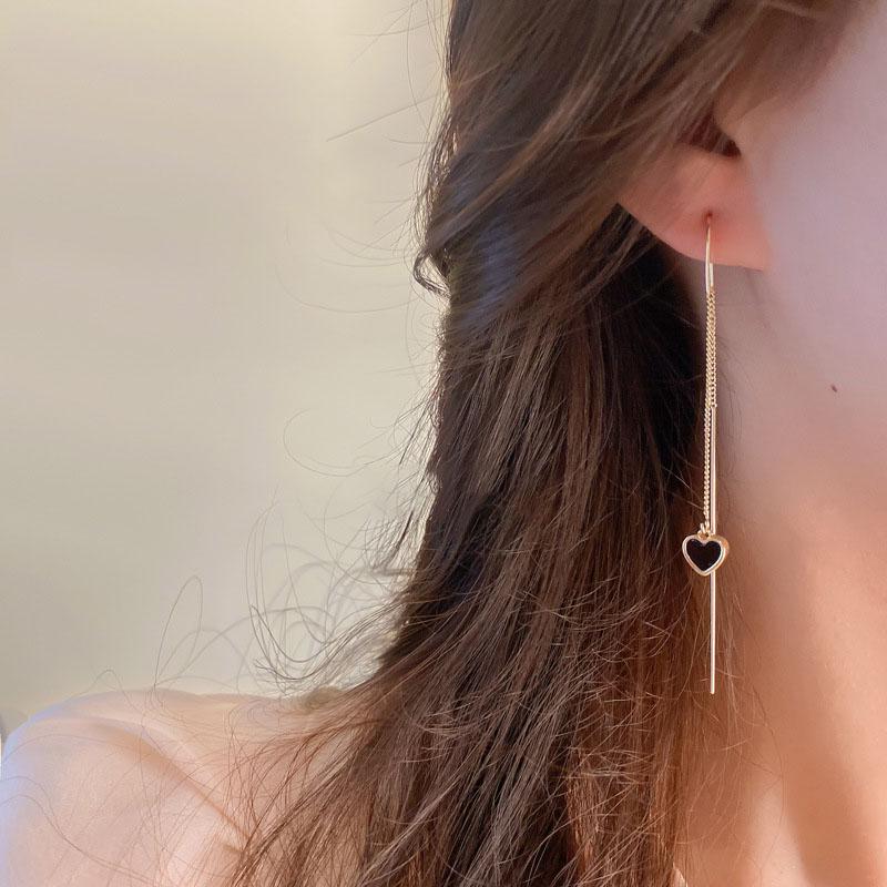 Длинные серьги с кисточками Black Heart