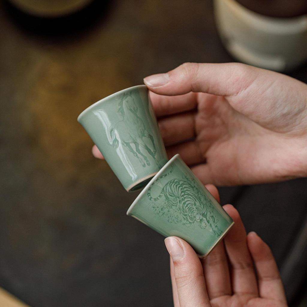 Guanlan Yue Celadon Shadow Carved Zodiac Tea Cup - High-Grade Ceramic Masterpiece for Aroma and Tea Tasting
