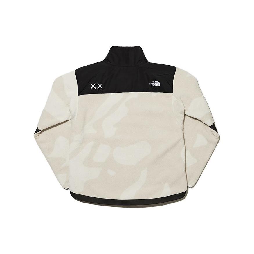KAWS X THE NORTH FACE Ретро куртка Denali 1995 NF0A7WMB-8K4
