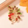 Художественная эмалевая брошь в виде осеннего листа, сочетающая винтажную эстетику и природный акцент для создания неповторимого образа