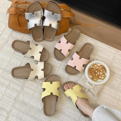 Женская обувь – Сандалии