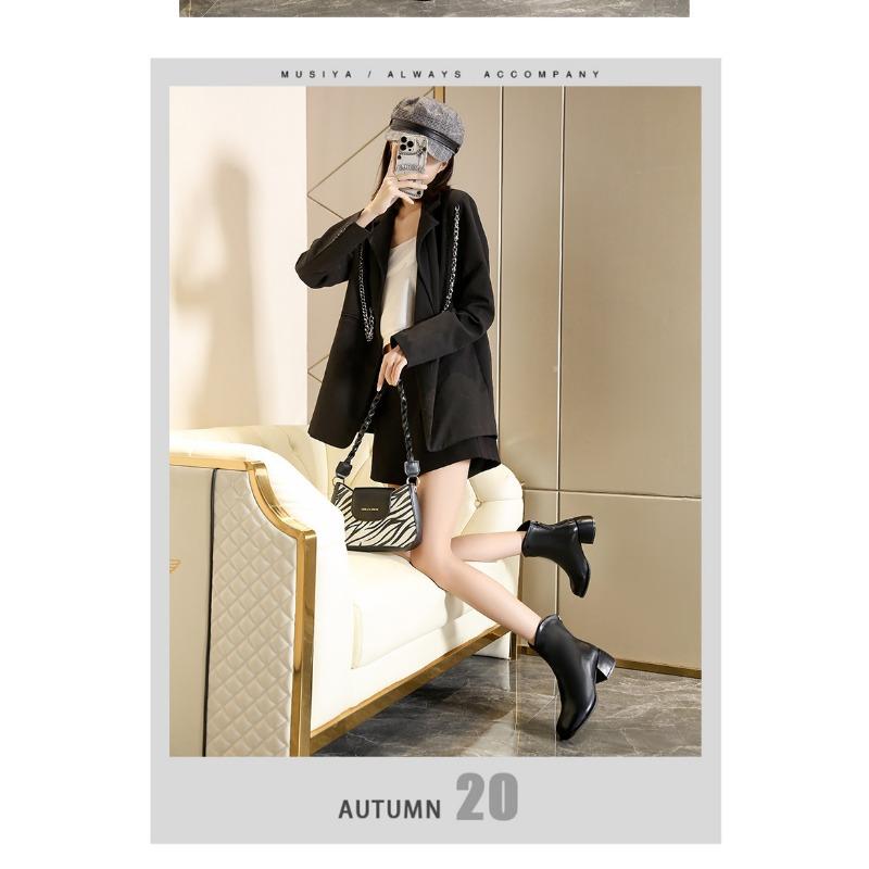 V-neck Short Boots for Women, Thick Heel, Square Toe, Back Zipper, Big Boots