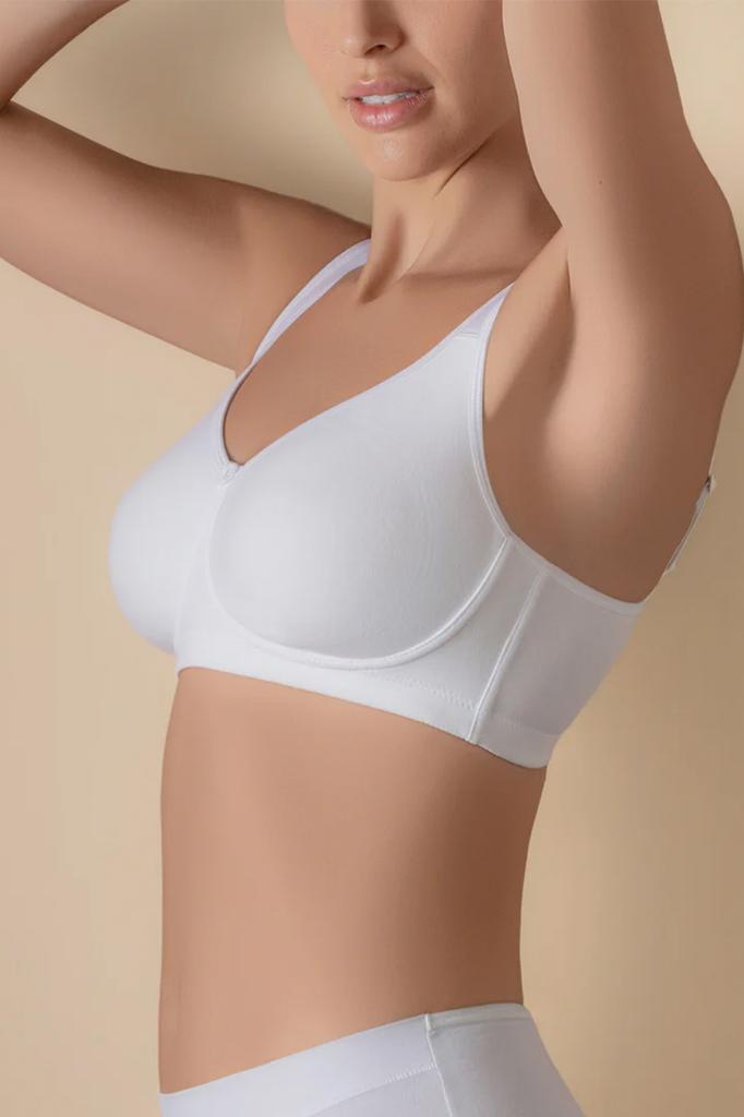 Soft Women's Bra Without Wires and with Smooth Cups in White Soft Women's Bra Without Wires and with Smooth Cups in White