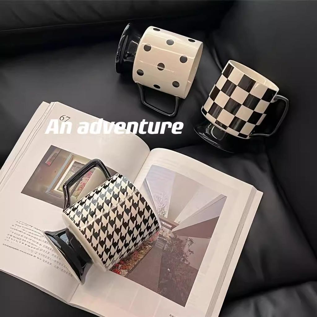 Black And White Hepburn Style Tall Ceramic Water Cup Simple Couple Mug Office Coffee Cup Breakfast Cup Household