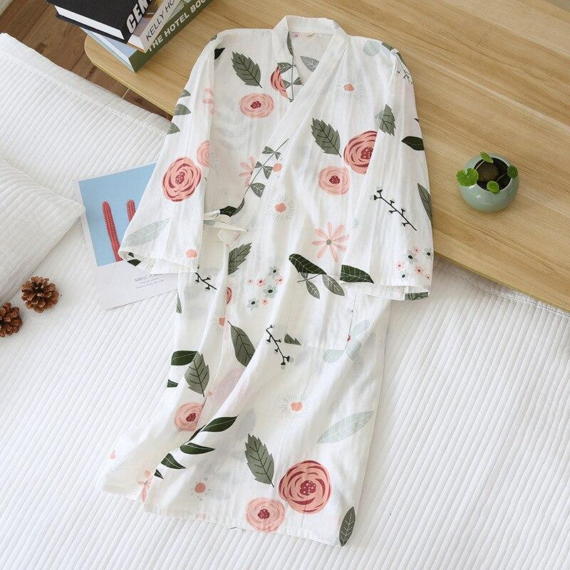 Summer Japanesestyle Kimono Pajamas New 100 Cotton Gauze Pajamas Nightgown Ladies Spa Yukata Homewear Long Pajamas Women