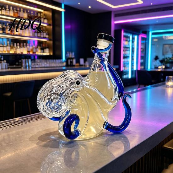 Octopus Design Bottle 3D Shaped Glass Liquor Bottle 350ml Borosilicate Whiskey Decanter